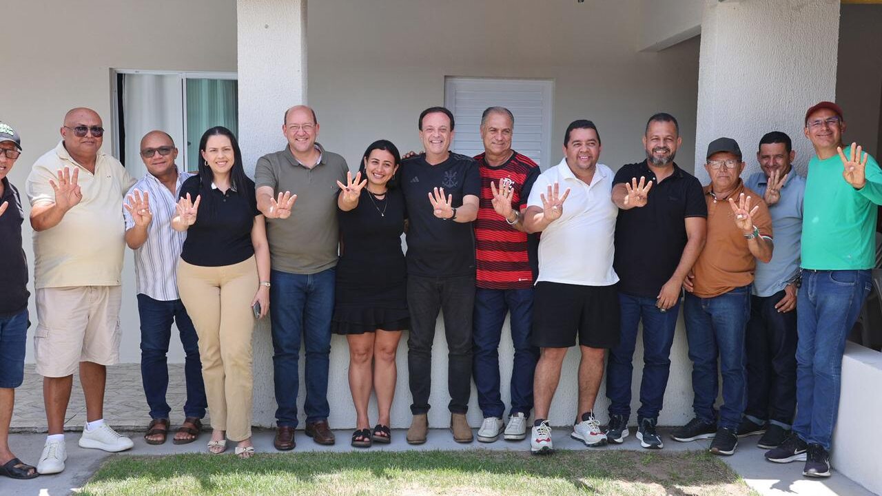 Vereadores de Salgado declaram apoio a André Moura em encontro no povoado Tombo