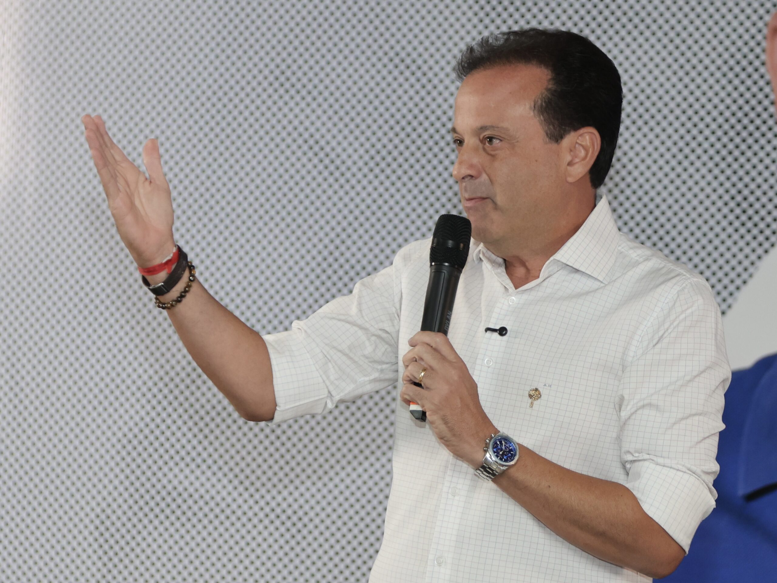 André Moura defende penas mais duras para crimes de feminicídio