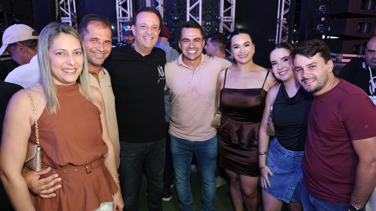 André destaca força do turismo cultural em visitas aos municípios de São Domingos e Ribeirópolis