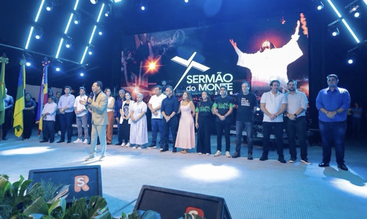 Fé e tradição marcam Sexta-feira Santa de André Moura no Sermão do Monte e Vila da Páscoa