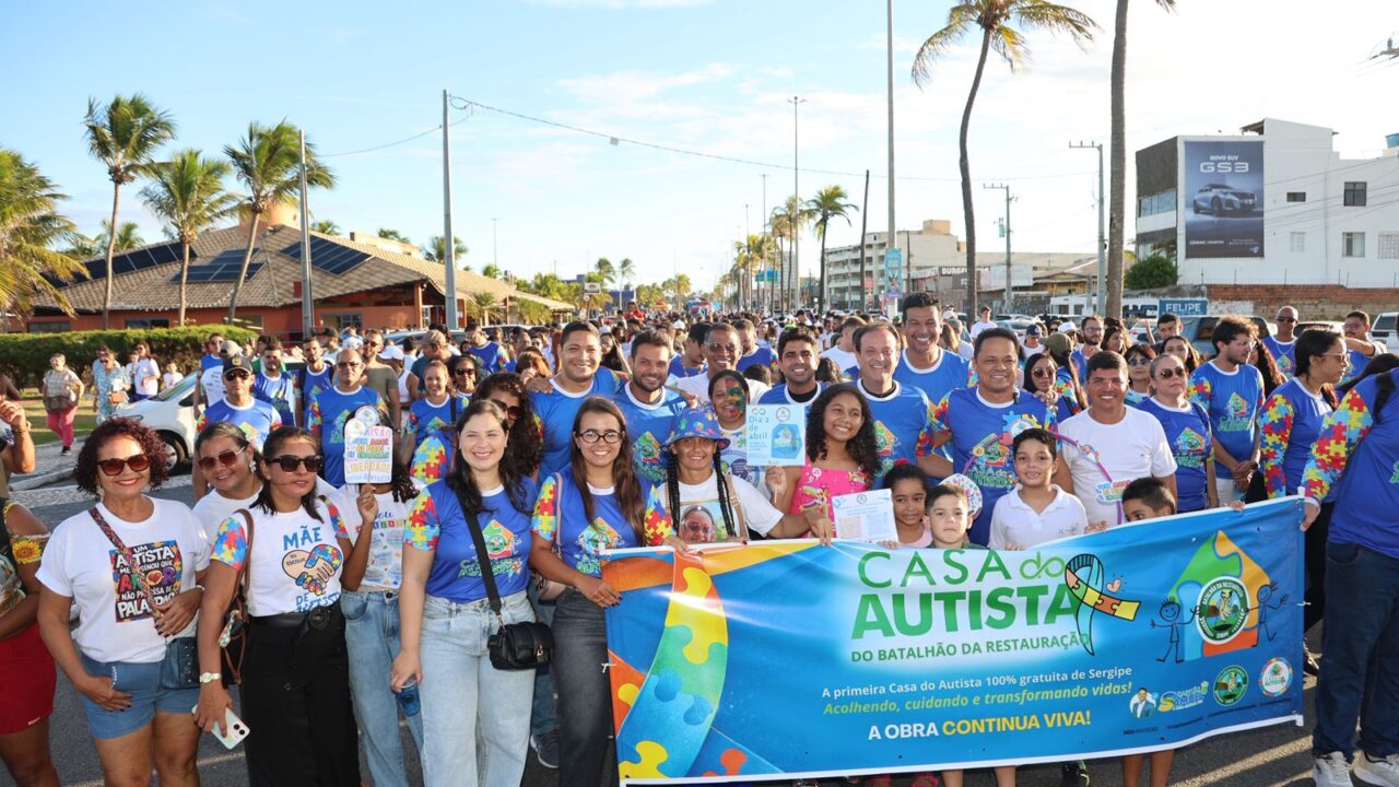 André Moura conclui agenda de domingo com  esporte, solidariedade e inclusão