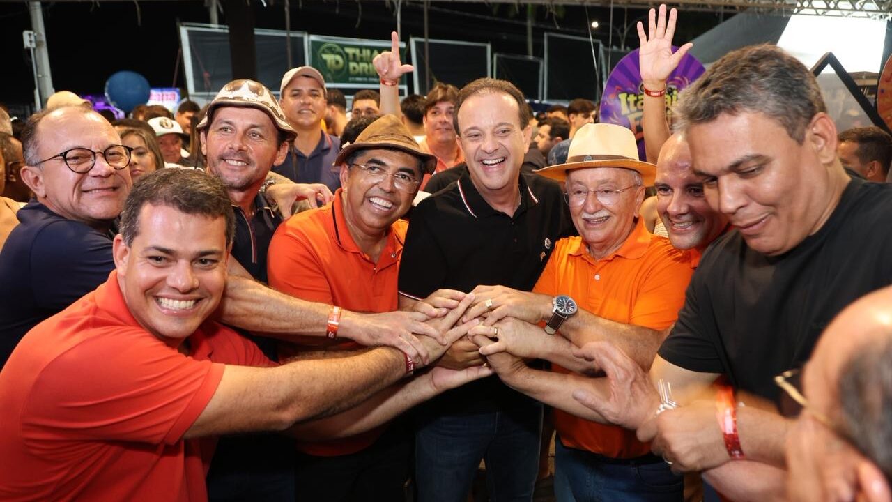 ”Itabaiana é uma cidade forte e acolhedora”, afirma André ao participar do Itabaiana Fest